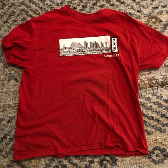 Other - 😍😍Red t shirt